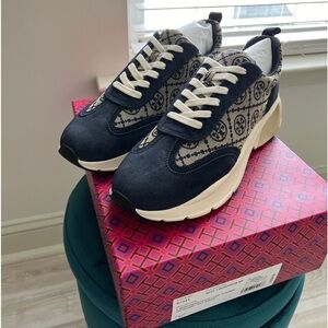 NIB Tory Burch Monogram Good Luck Trainer Sneakers in Navy Size 11